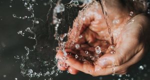 akibat lupa membersihkan make up