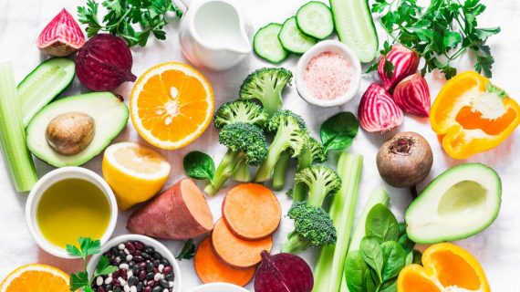 Makanan Sehat Bikin Kulit Cerah Alami dengan Mudah