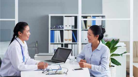 Masalah Rambut ke Dokter Apa? Ini Penjelasan Lengkapnya