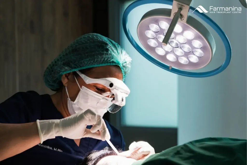 Proses transplantasi rambut di Farmanina Clinic